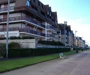 LA VOILERIE Cabourg France