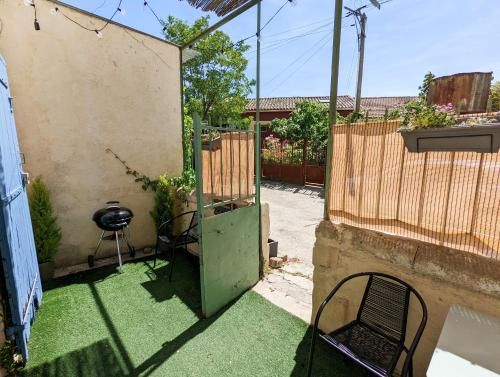 Maison des Ateliers – Terrasse – parking et climatisation