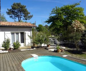 Villa Mogador Piscine et Balnéo Andernos France