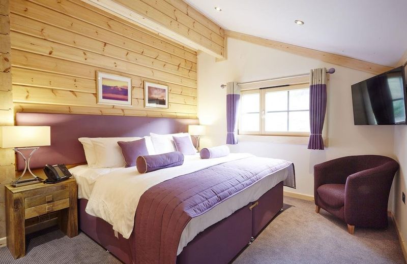 HUNTER LODGES AT CELTIC MANOR