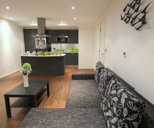 LINKING WORLD SERVICED Ilford United Kingdom