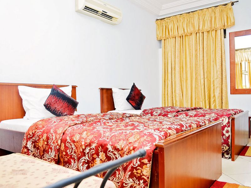 Hotel Photo 1