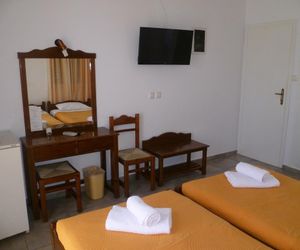 Kavaki Rooms Tourlos Greece