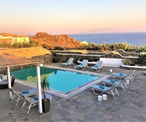 Villa Mando Platys Gialos Greece