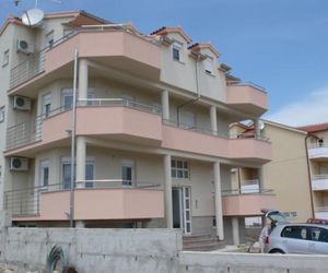 Apartments Lovas Vodice Croatia