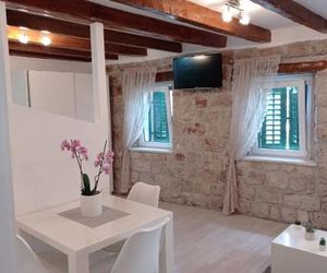 Studio Makala Trogir Croatia