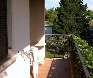 Apartment Nino Starigrad Croatia