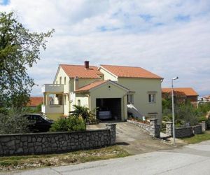 Apartments Njivice Bajcic Njivice Croatia