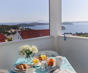 Apartments Sea Breeze Hvar Croatia