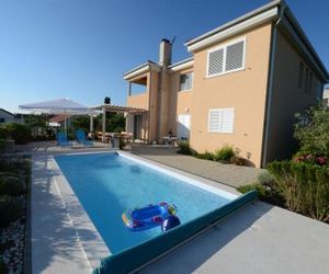 Apartment Mara Donje Petrcane Croatia