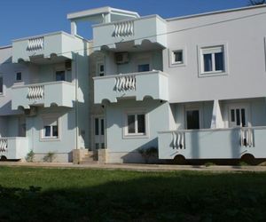 Apartments Toka Donje Petrcane Croatia