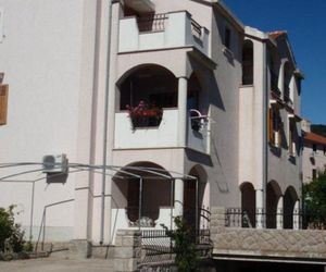 Apartments Toic Cres Cerzo Croatia