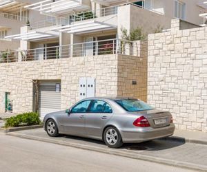 Apartments and Rooms Azzurra Bol Croatia