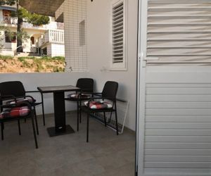 Apartments Tonka Baska Voda Croatia