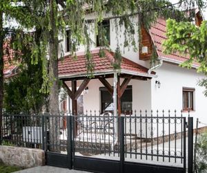 Négy évszak apartmanház Mezokovesd Hungary