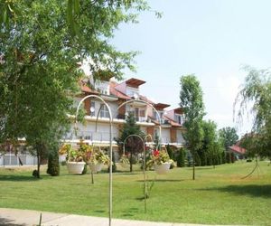 Cserke Napfény Apartman Cserkeszolo Hungary