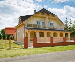 Holiday Home Balaton H341 Balatonmariafurdo Hungary