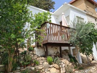 Фото отеля The Artist's House Overlooking the Bay of Haifa