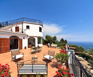 Villa Chez Piè SantAgata sui Due Golfi Italy