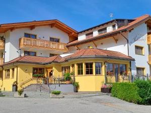 Apartment Pichlerhof San Lorenzo di Sebato Italy