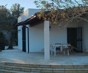Casa Acacia Salve Italy