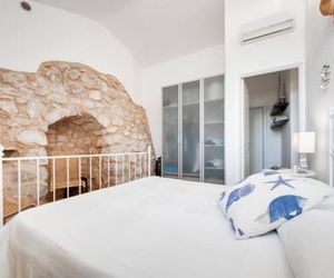 Villa Pietraluna Salve Italy