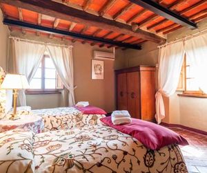 Authentic Farmhouse in Civitella with Pool Civitella in Val di Chiana Italy