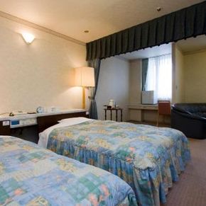 NearBy Hotel