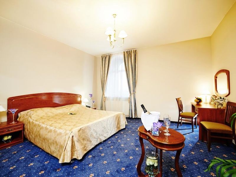 Hotel Photo 1