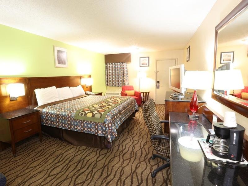 Hotel Photo 5