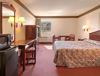Photo of Fairfield Inn & Suites by Marriott Dickson