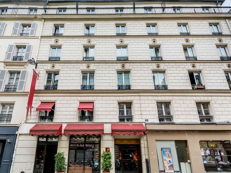Hotel Photo 1