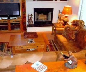 Two-Bedroom Deluxe Unit #54 by Escape For All Seasons Big Bear Lake United States