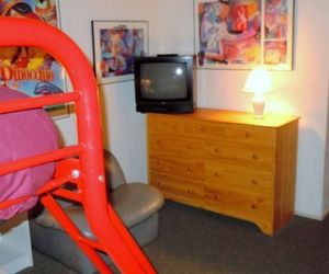 TWO BEDROOM STANDARD UNIT #113 BY ESCAPE FOR ALL SEASONS Big Bear Lake United States