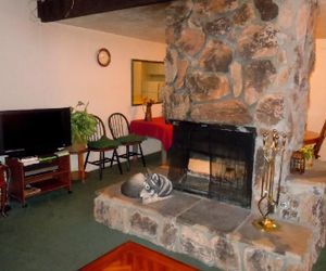 Two-Bedroom Deluxe Townhouse Unit #61 by Snow Summit Townhouses Big Bear Lake United States