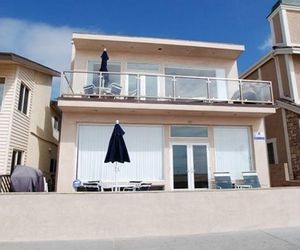 OCEANFRONT 3 BEDROOM NEAR BALBOA PIER   UNIT B Newport Beach United States