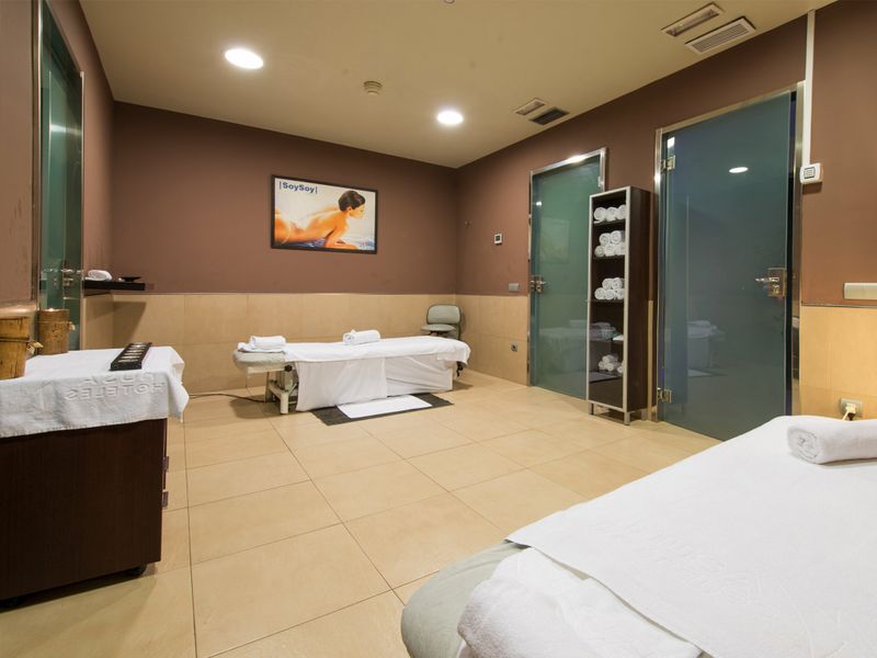 Hotel Photo 9