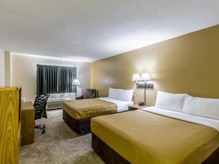 Фото отеля Econo Lodge - Valley City