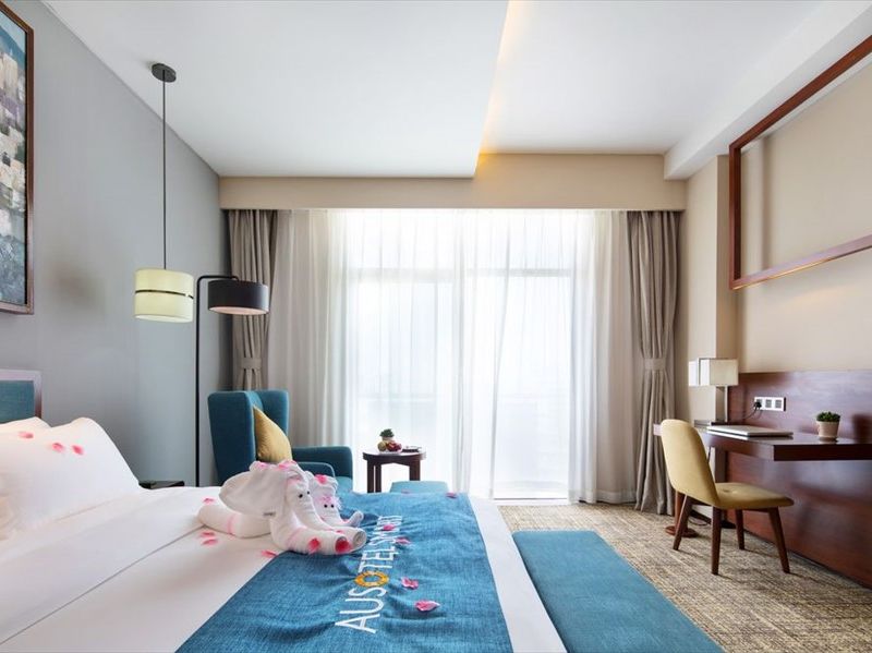 Hotel Photo 12