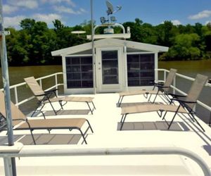 Bayou Rehab Houseboat Rental Morgan City United States