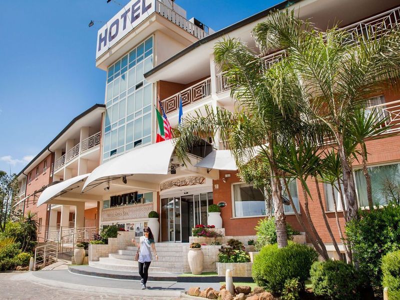 Hotel Photo 1