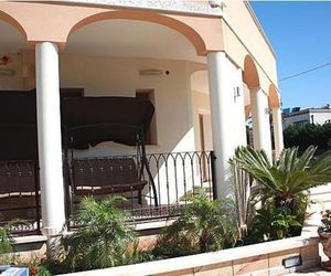 Residence la Perla Salve Italy