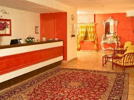 Hotel Photo 16