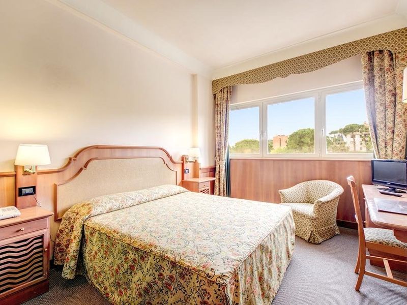 Hotel Photo 1