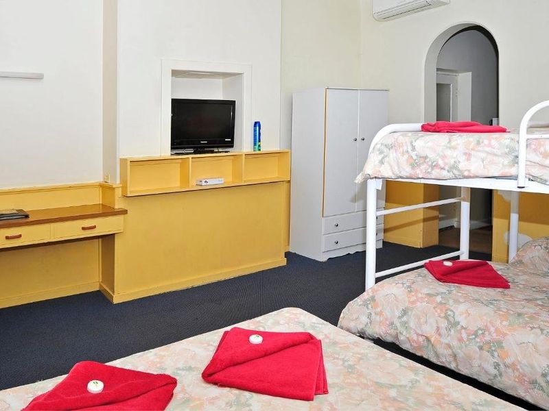 Hotel Photo 1