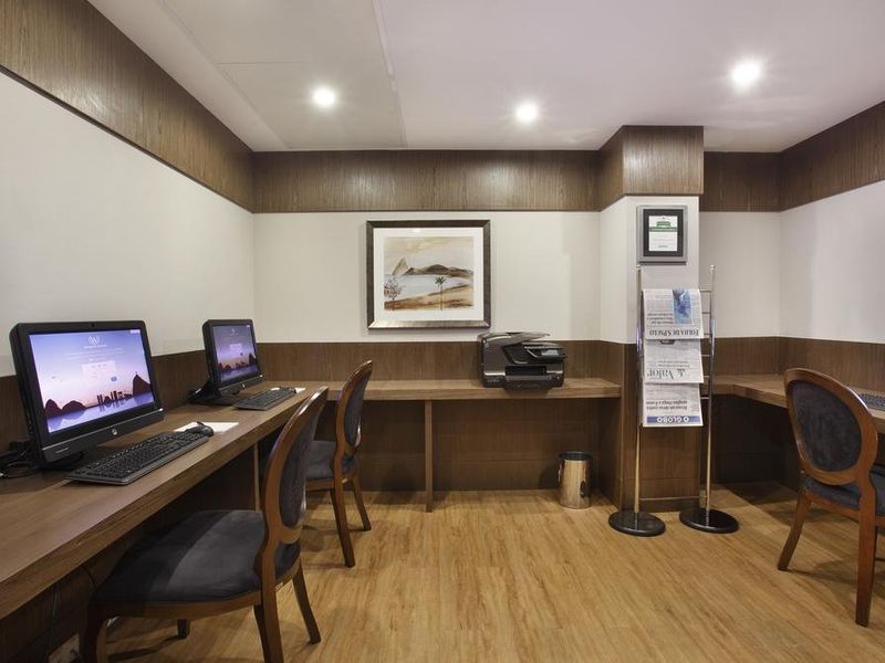 Hotel Photo 16