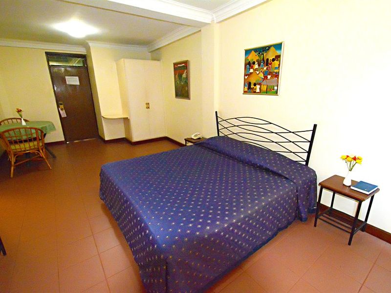 Hotel Photo 6
