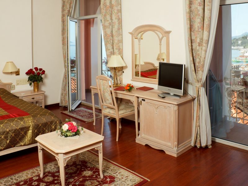 Hotel Photo 6