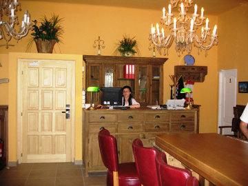 Hotel Photo 9
