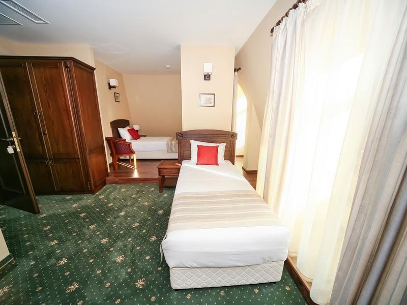 Hotel Photo 9